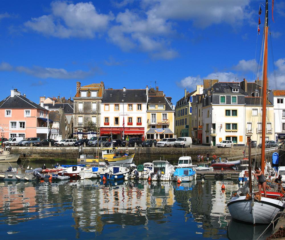 Belle-île-en-Mer près de l'Hôtel crêperie Roc Maria, hôtel 2 étoiles, crêperie traditionnelle, produits du terroir, chambres à Guérande près de La Baule en Loire Atlantique, Bretagne Sud